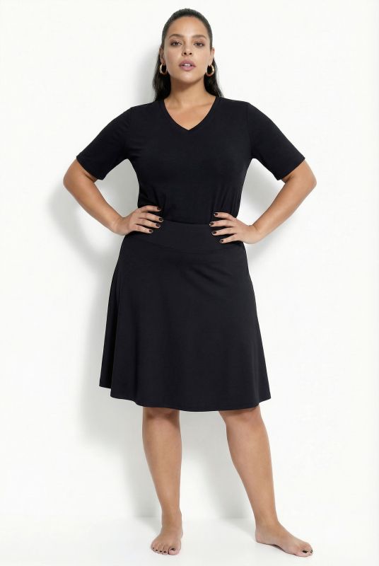 Peekaboo Dot Print Elastic Waist Performance Skort