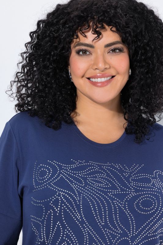 Rhinestone Leaf Short Sleeve Tee