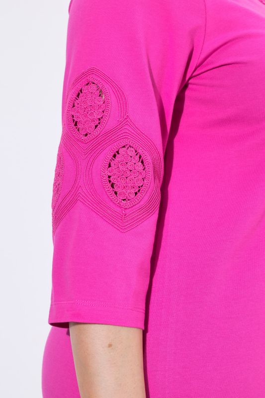 Embroidered 3/4 Sleeve Knit Tunic