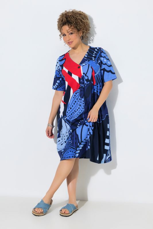 Allover Print Short Sleeve Pocket Dress