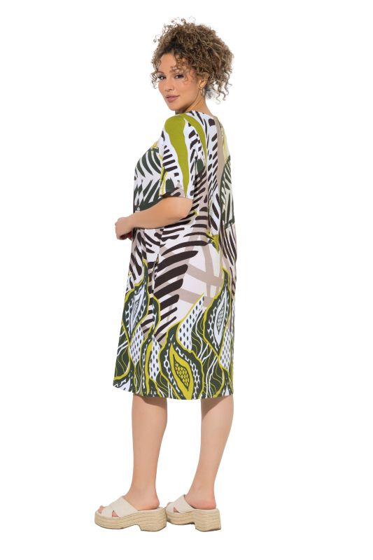 Allover Print Short Sleeve Pocket Dress