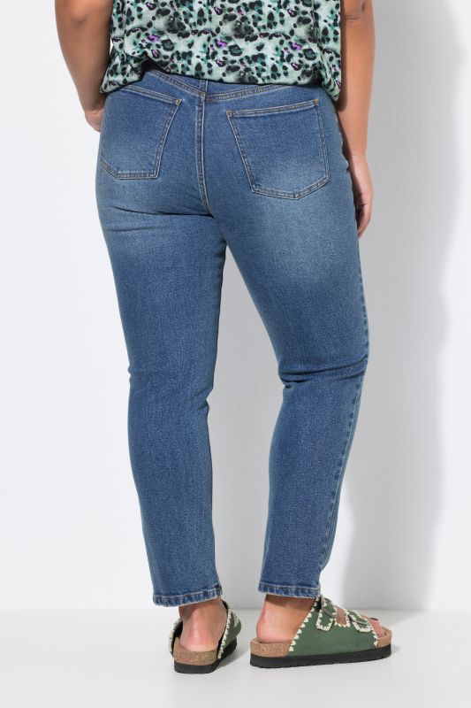 Stretch Fit Mom Jeans