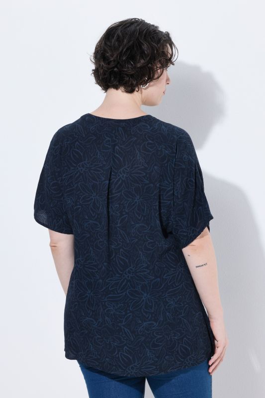 Tonal Floral Split Neck Blouse