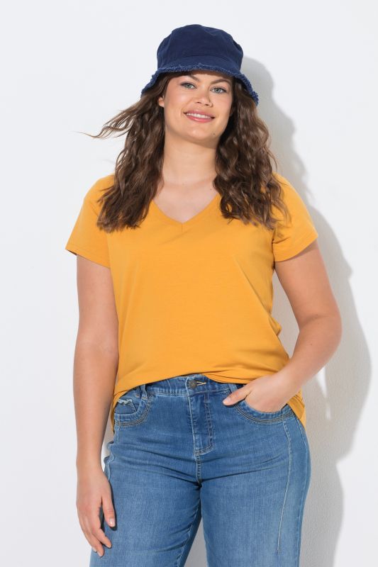 V-Neck Short Sleeve Tee