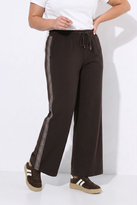 Chevron Side Stripe Drawstring Waist Pants