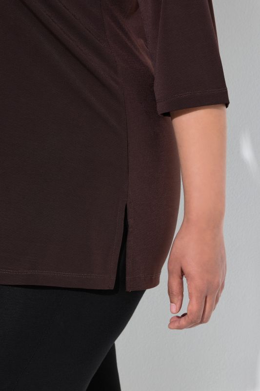 Matte Jersey V-Neck Swing Vented Three Quarter Sleeve Tunic