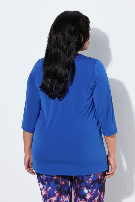 Matte Jersey V-Neck Swing Vented Three Quarter Sleeve Tunic