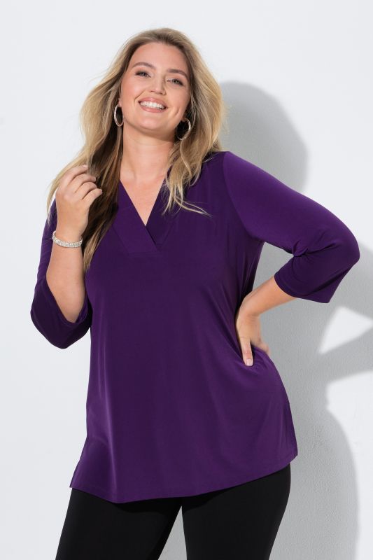 Matte Jersey V-Neck Swing Vented Three Quarter Sleeve Tunic