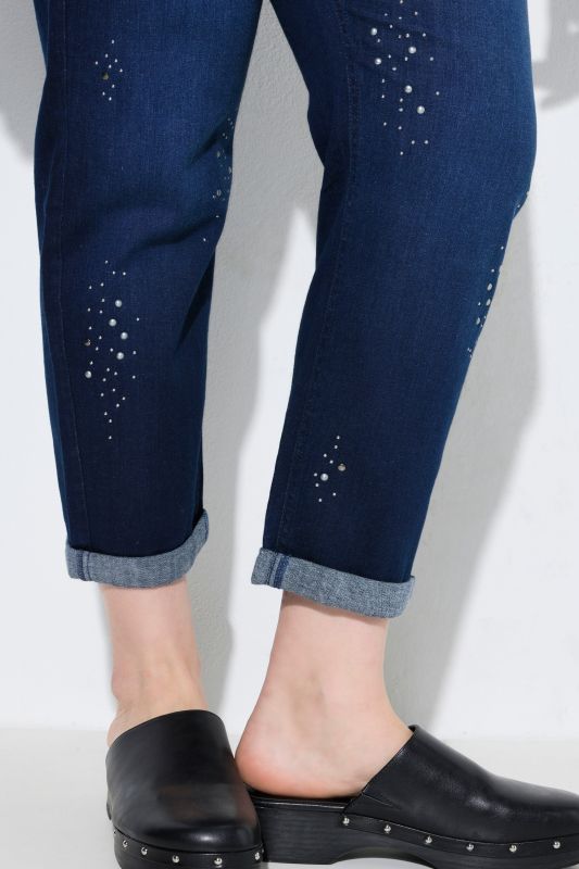 Rivet Detail Stretch Fit Boyfriend Jeans