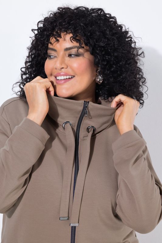 Stand-Up Collar Sweatshirt