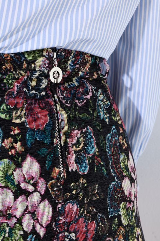 Floral Tapestry Pattern Stretch Fit Pencil Skirt