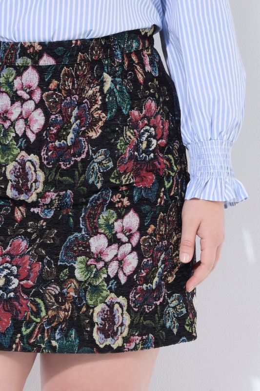 Floral Tapestry Pattern Stretch Fit Pencil Skirt