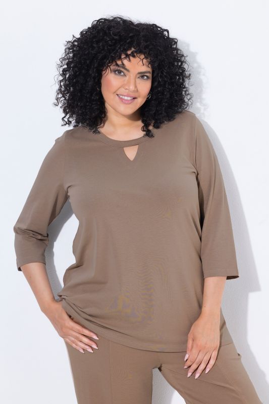Keyhole Neckline 3/4 Sleeve MV Tee
