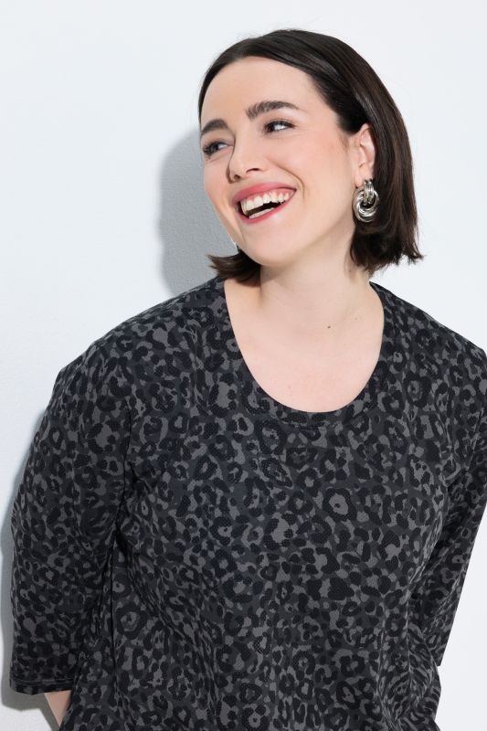 3/4 Sleeve Leopard Print Tee