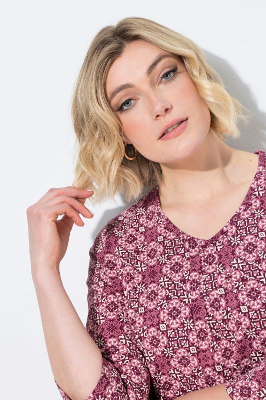 Floral Tile Print 3/4 Sleeve Tee