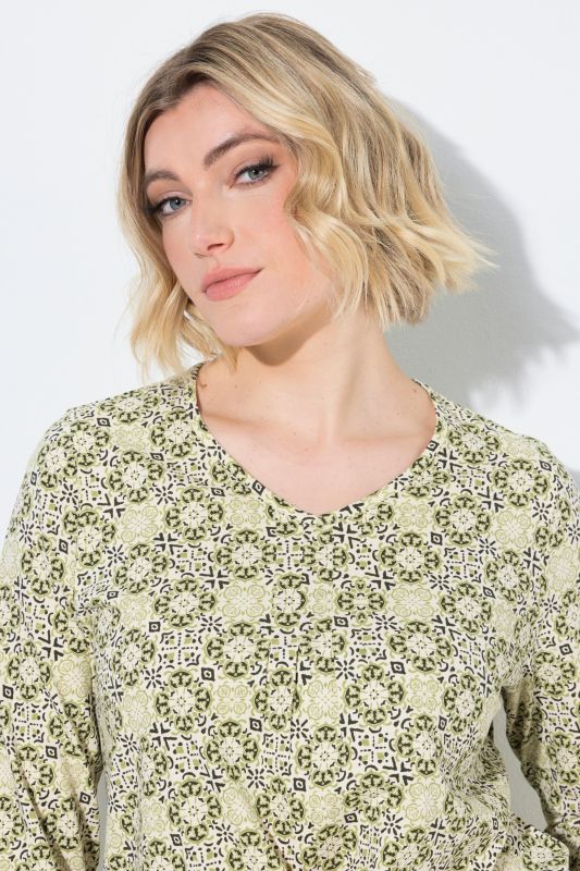 Floral Tile Print 3/4 Sleeve Tee