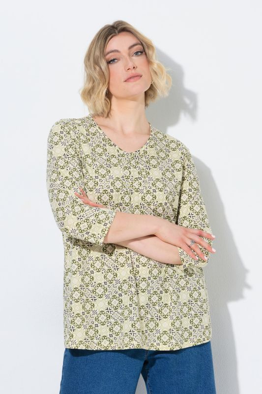 Floral Tile Print 3/4 Sleeve Tee