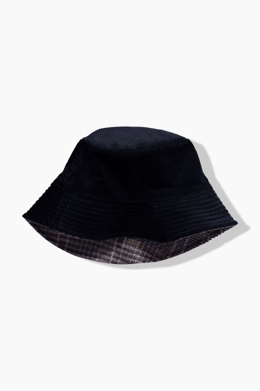 Reversible bucket hat