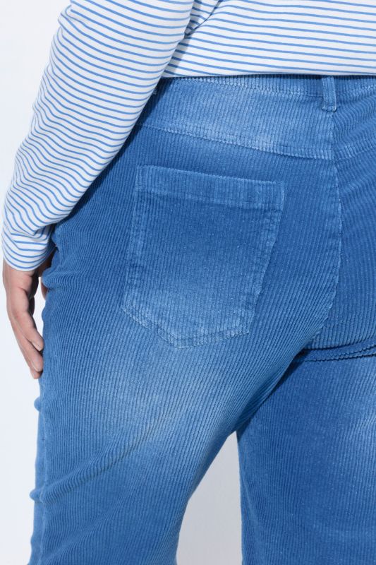 Enzyme-Washed Stretch Fit Corduroy Pants