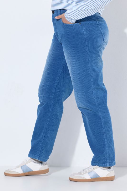 Enzyme-Washed Stretch Fit Corduroy Pants