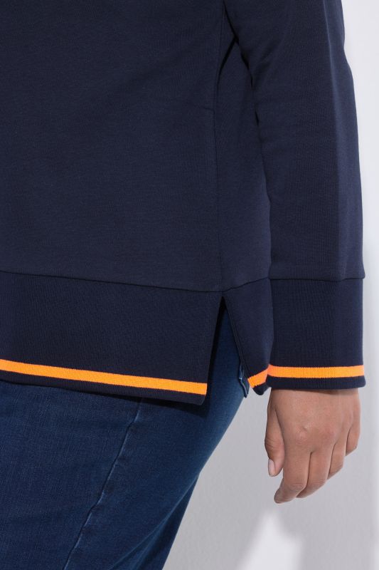 HARBOUR Back Graphic V-Neck Sweatshirt