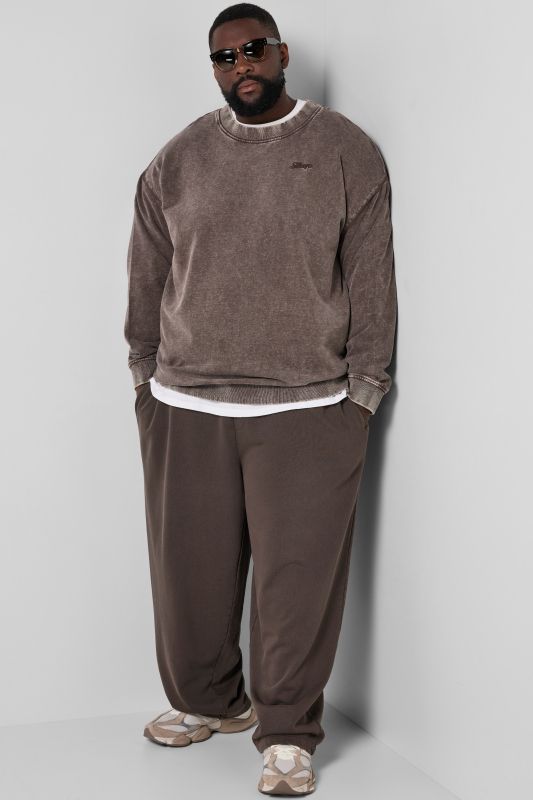 STHUGE sweatshirt