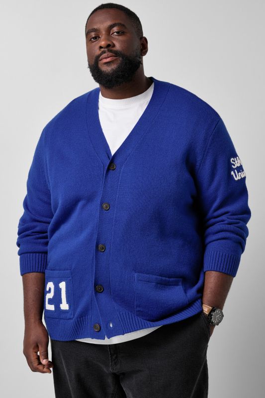STHUGE cardigan