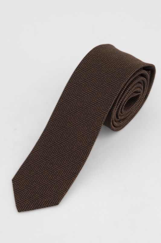 Silk tie