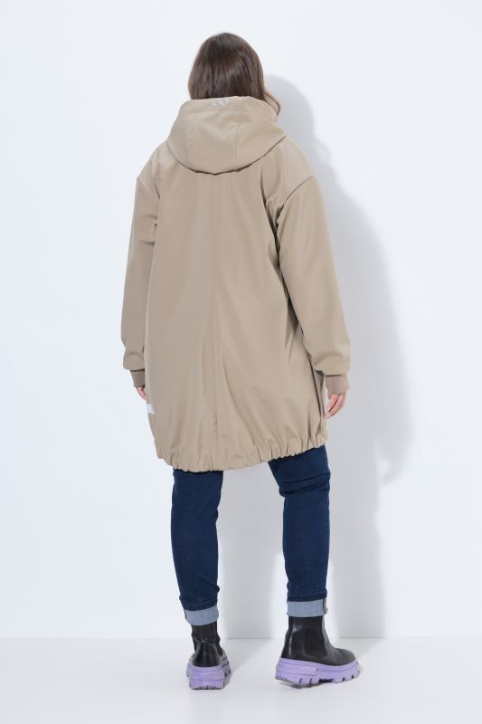 Яке Softshell с контрастни детайли