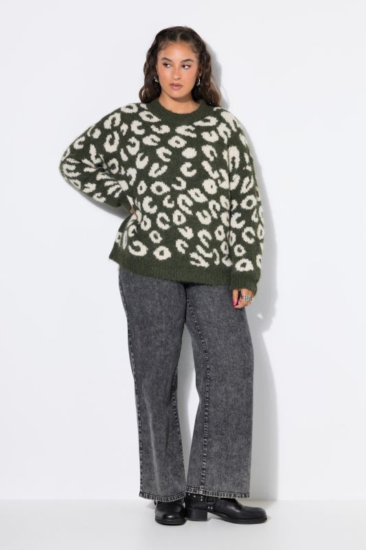 Oversized Leopard Print Sweater