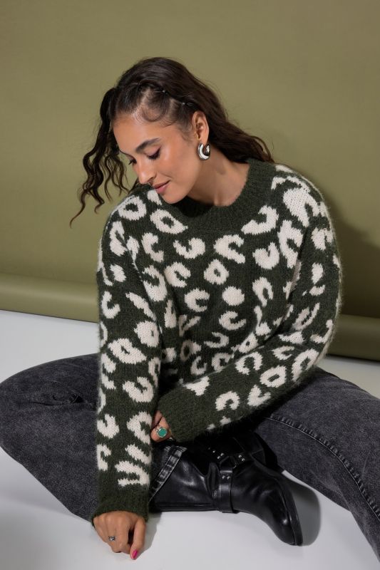 Oversized Leopard Print Sweater