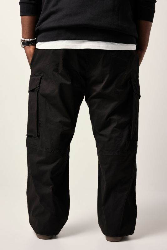 STHUGE cargo pants, stomach fit