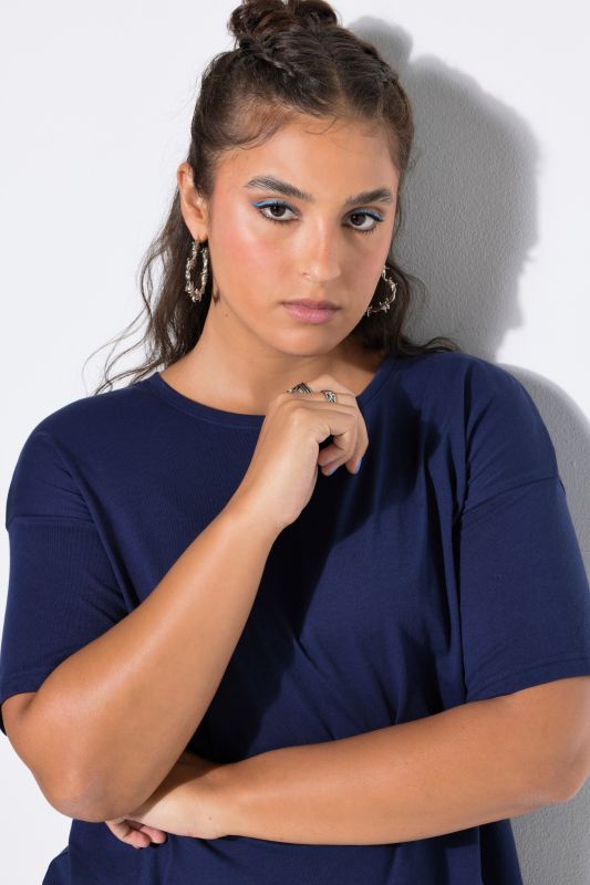 Round Neck Short Sleeve Relaxed Fit Cotton Tee