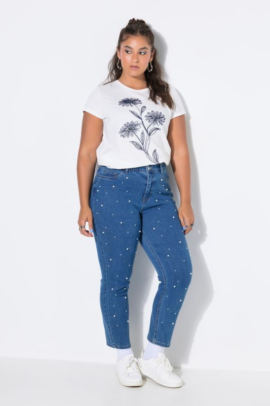Mom Jeans with Pearls