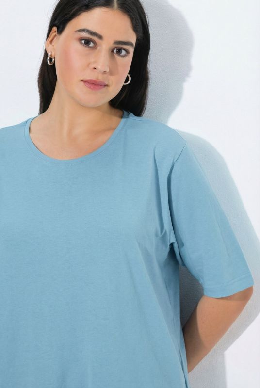Basic Round Neck Short Sleeve Relaxed Fit  Tee