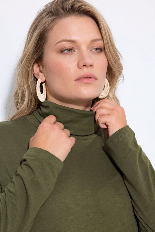 Cotton Knit Slim Fit Turtleneck