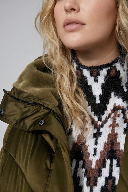 HYPRAR Chevron Quilted Windbreaker Jacket