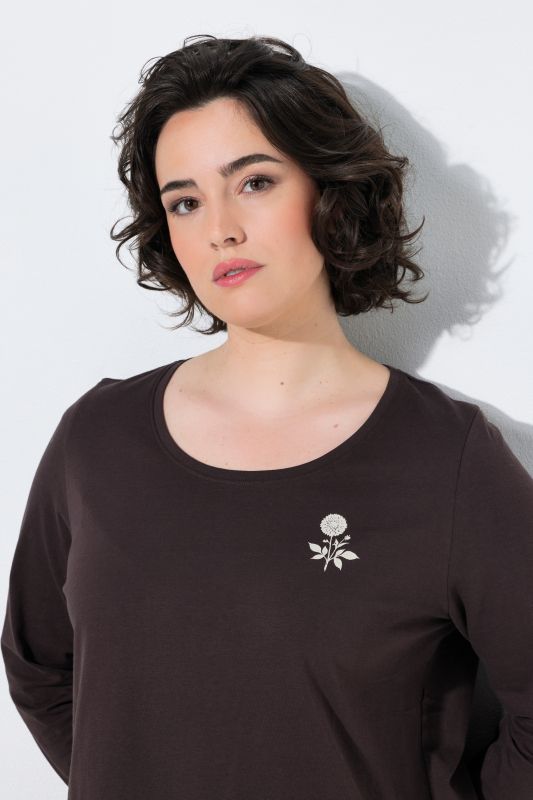 Long Sleeve Crew Neck Tee