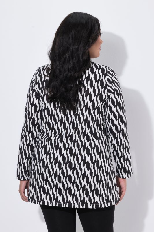 Graphic Print Keyhole Neckline Knit Tunic