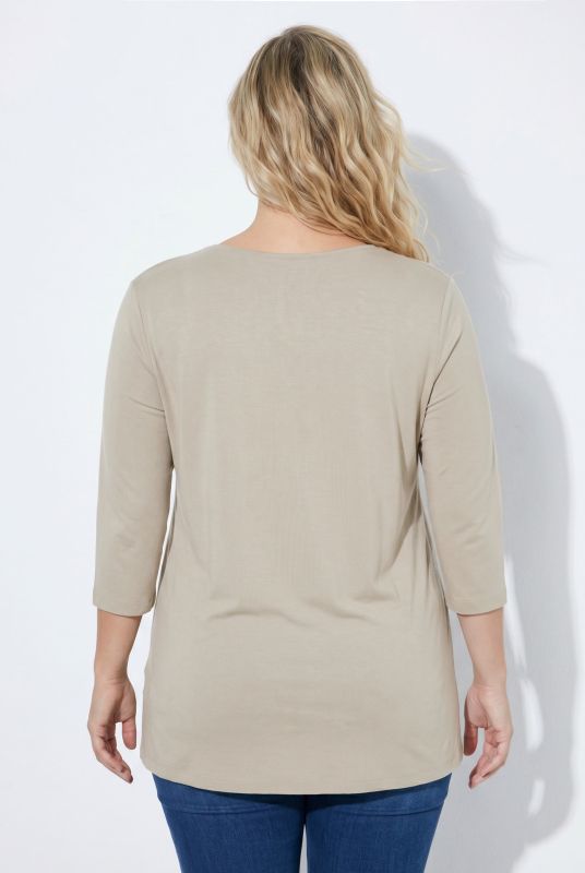 Metallic Studded 3/4 Sleeve Tee