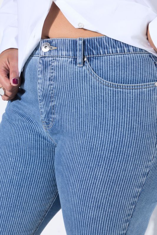 Mom jeans