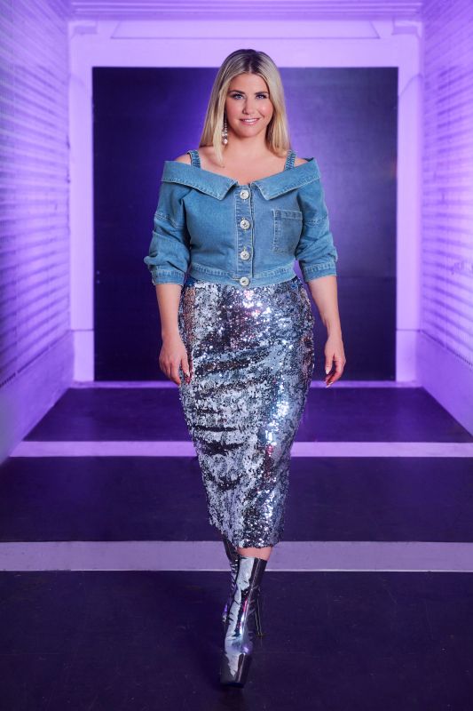 Slim Fit Sequin Maxi Skirt with Back Slit