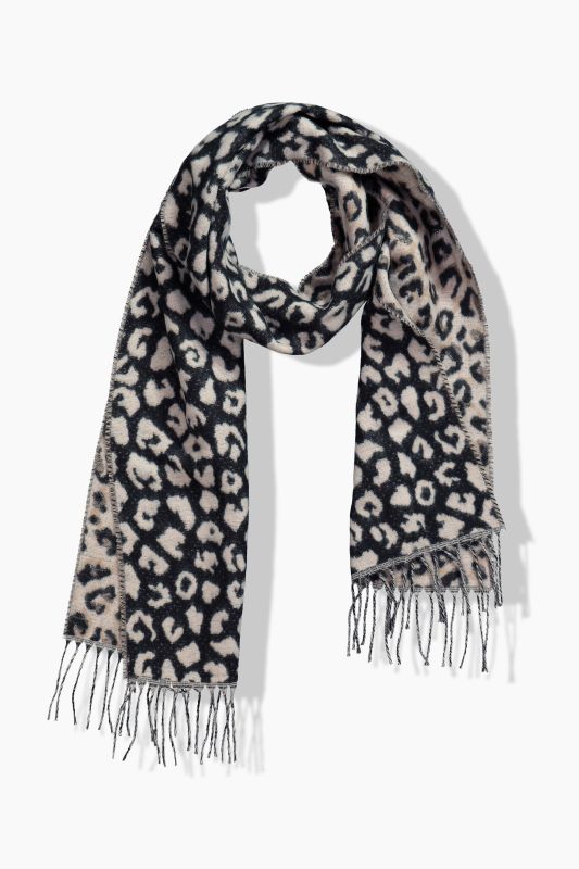 Leopard-print scarf