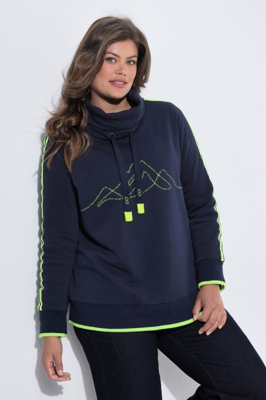Sporty Mountain Motif Turtleneck Sweatshirt