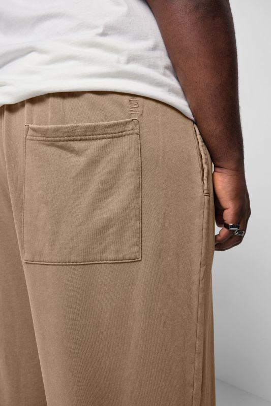 STHUGE sweatpants