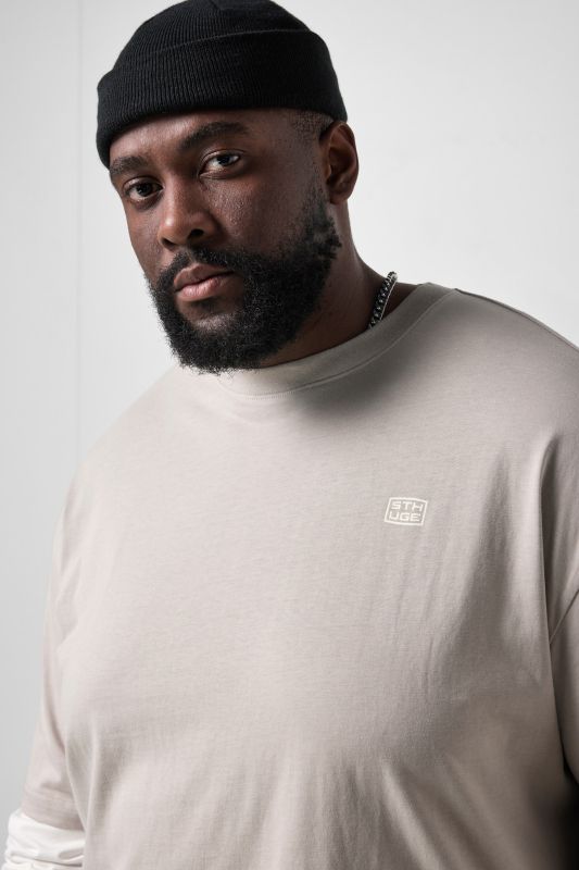 Long-sleeve tee