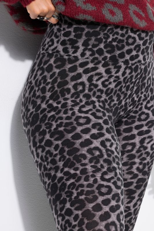 Leopard Print Cropped Leggings