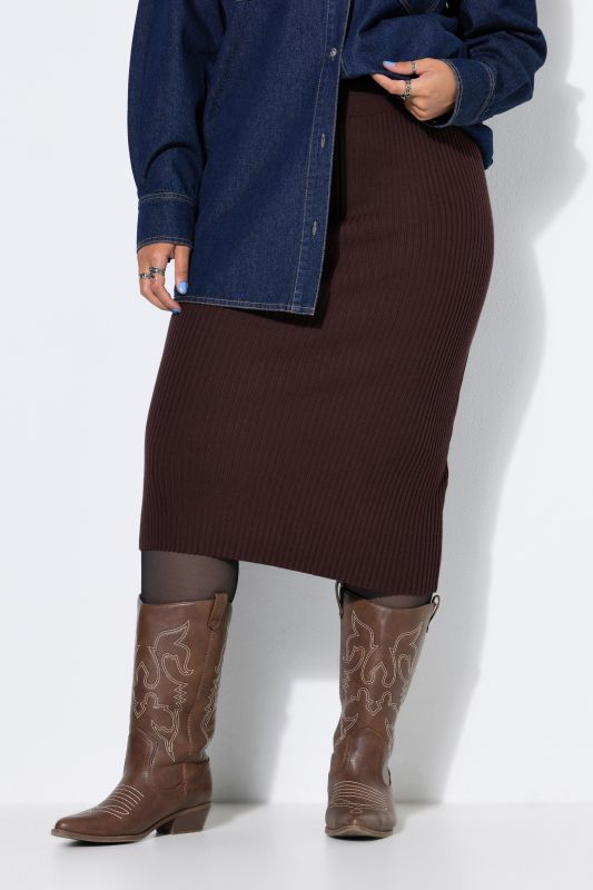 Knitted skirt, slim fit, midi length, elasticated waist