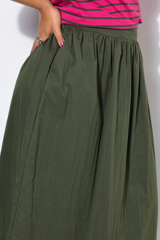Wide Flared Comfort Waist Pocket Skirt