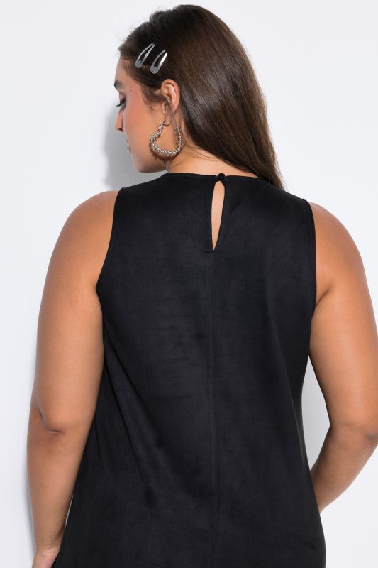 Рокля от велур без ръкави